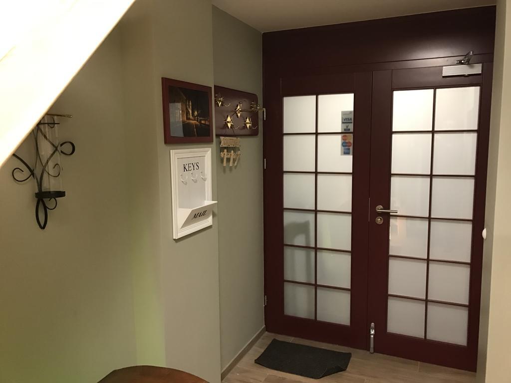 Victoria Apartment *