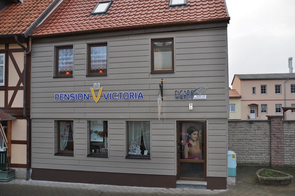 Victoria Apartment *